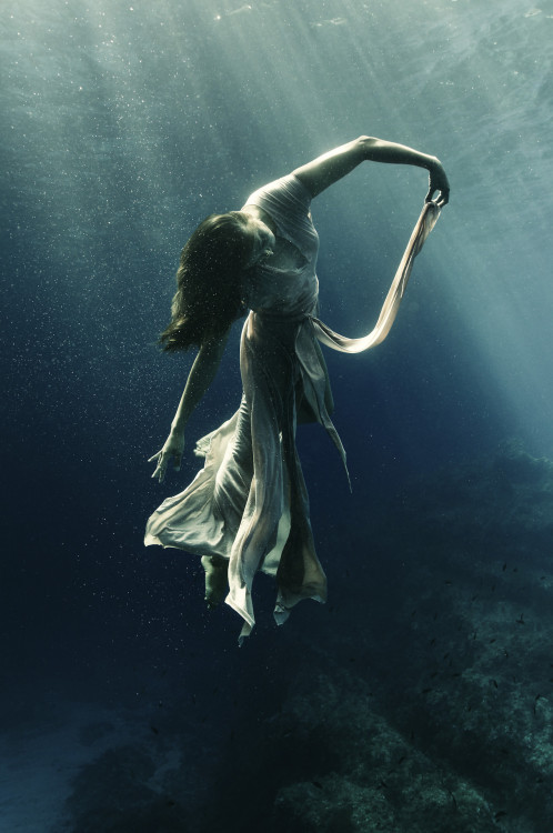 Sex theonlymagicleftisart:  Underwater Photography pictures