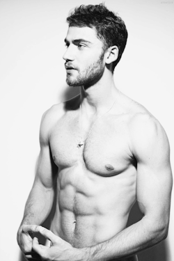 sorrygirlsisuckcock:  mancandy-for-all:  *ManCandy For All*   http://sorrygirlsisuckcock.tumblr.com