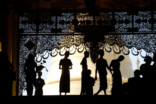 unearthedviews: MYANMAR. Yangon. Shwedagon Pagoda. 2013. © Bruno Barbey/Magnum Photos