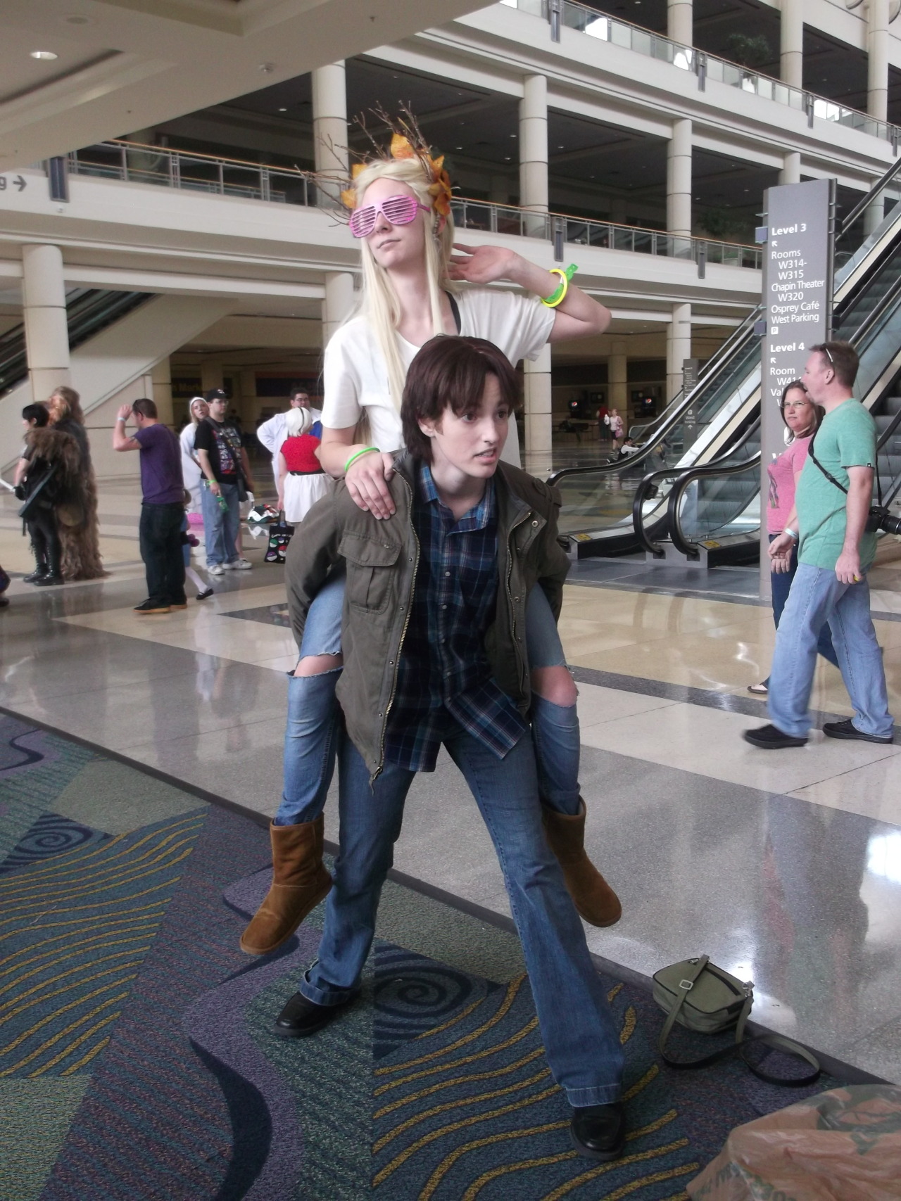 lunymouse:  fannishminded:  rainbowtrolls:    PARTY THRANDUIL APPRECIATION POST