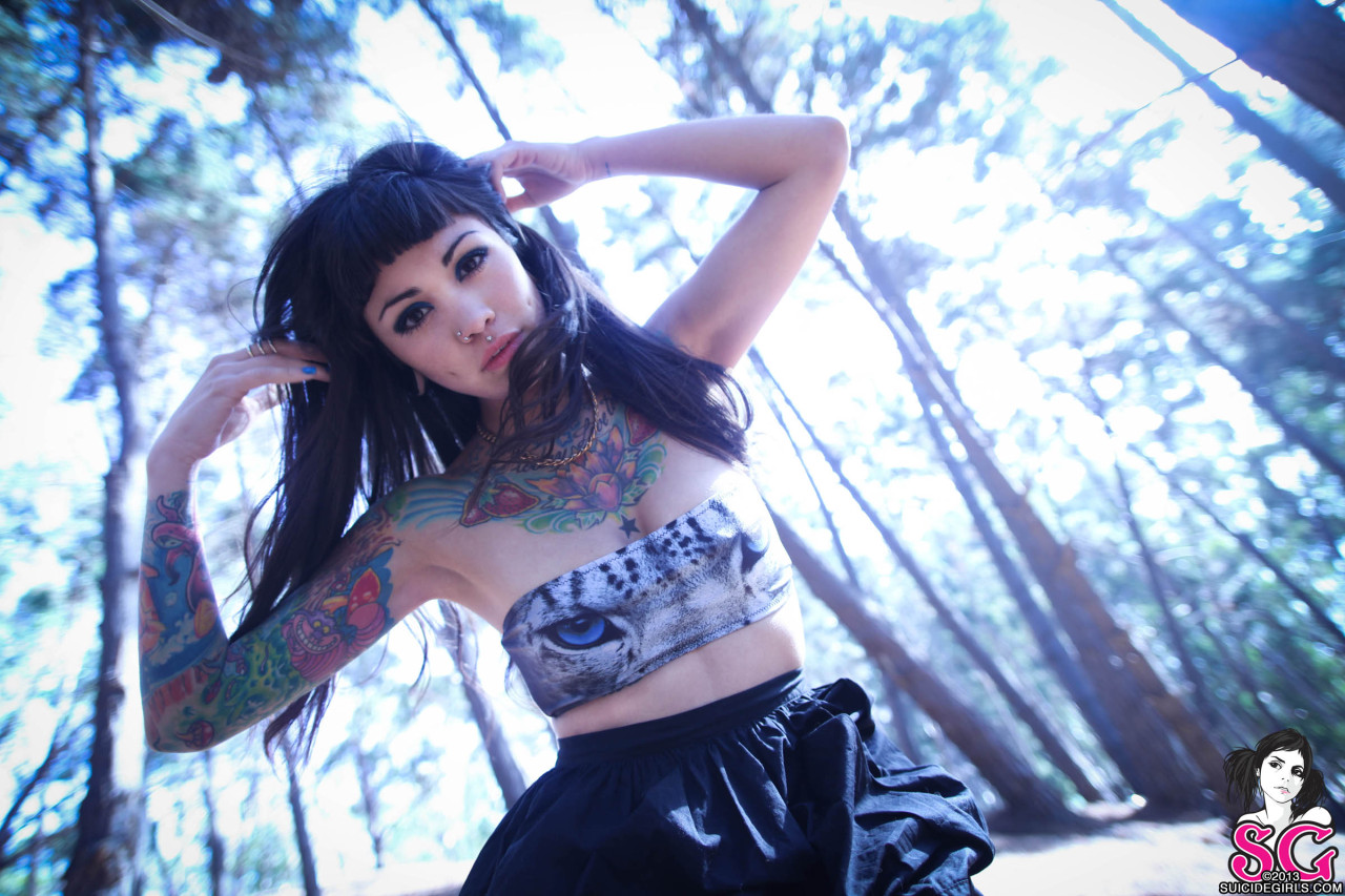 violetrosesuicide:  Coming soon on Suicidegirls