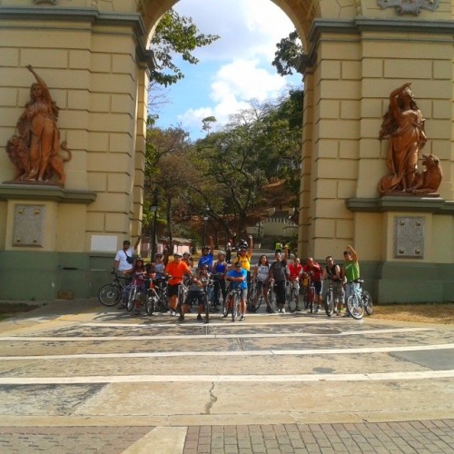 luiso124: Calvario Arco de la Federación. @bici_aventuras