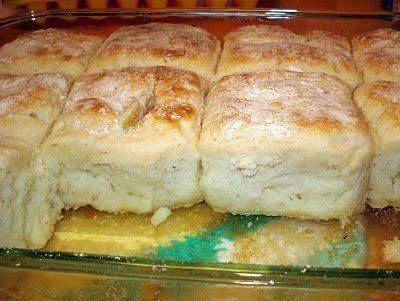 7 Up Biscuits 4 cups Bisquick 1 cup sour cream 1 cup 7-up ½ cup melted butter Mix bisquick, sour cream and 7 up. Dough will be very soft - don’t worry Knead and fold dough until coated with your baking mix. Pat dough out and cut biscuits using a...