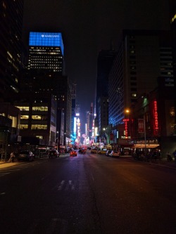 cyberm1nd:  Times Square  @empoweredinnocence