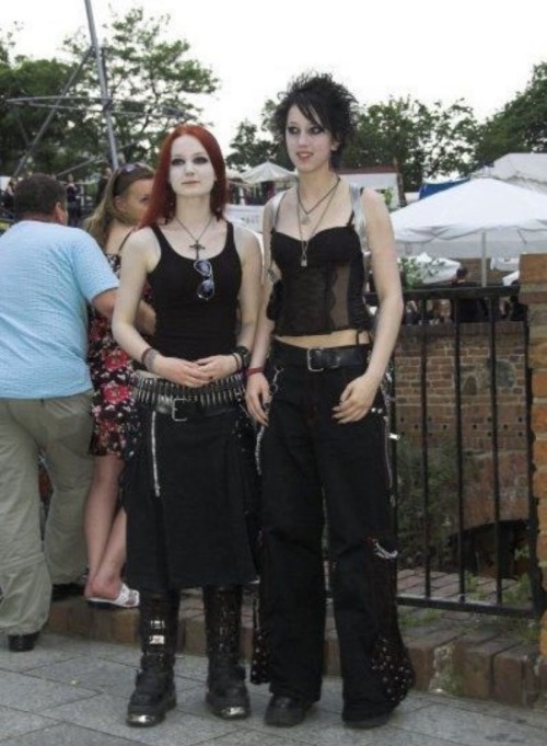 2002