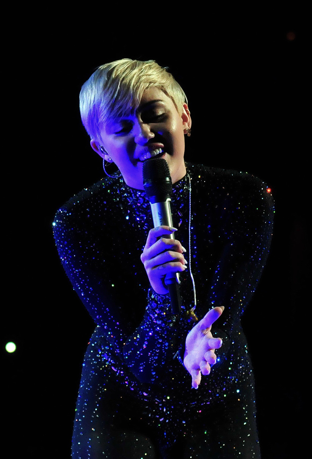 Miley Cyrus Tumblr_nk8yb2TxDj1s5xjggo1_1280