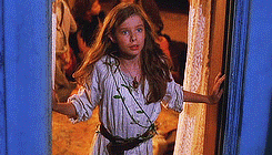 claryfairchilding:  fangirl challenge | [7/15] pairings » peter&amp;wendy 