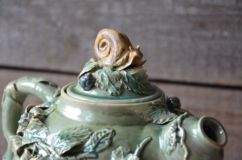 lesstalkmoreillustration:Handcrafted Stoneware Snail Teapot By lofficina On Etsy*More Things & S