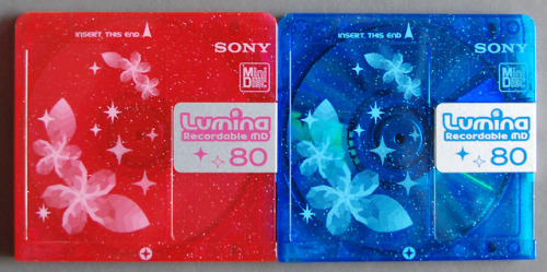 y2kaestheticinstitute:Sony Lumina MiniDisc (2000)