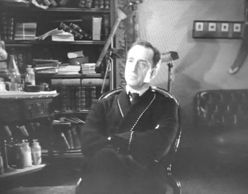 Professor Moriarty calls on Sherlock Holmes in The Woman in Green.(1945)