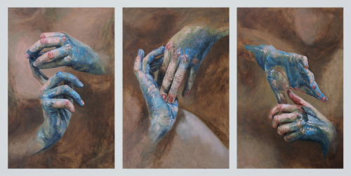 nevver:A show of hands, Cara Thayer & Louie Van Patten