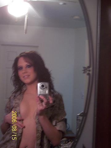 myusmc:  Marineâ€™s Self Pic Girl 