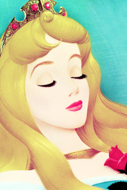 Vintagegal:  Gold Of Sunshine In Her Hair, Lips That Shame The Red Red Rose. In
