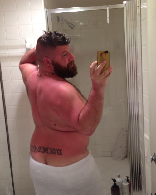 thebigbearcave:  I like the bearjew ♥