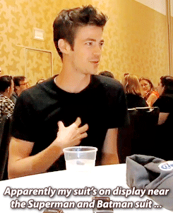 supercanariesold: Normal day of Grant Gustin fanboying over his own superhero life and his closeness to Superman
