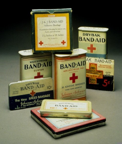 Earle Dickson, Band Aid© for Johnson &amp; Johnson, 1921, USA. Advertisement from 1921 and historica