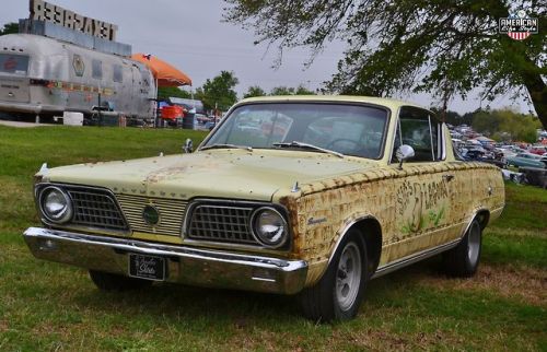 the-american-life-style: Plymouth Barracuda (1966) at Lonestar Roundup (als275)