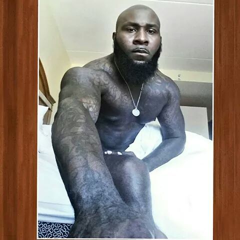 goaltobeswole:  Keith D Lawson aka SOS B MORE KING   MUSCLE TATT DADDY whos a stripper with his own dildo   instagram MRSOS123  Yes mmm
