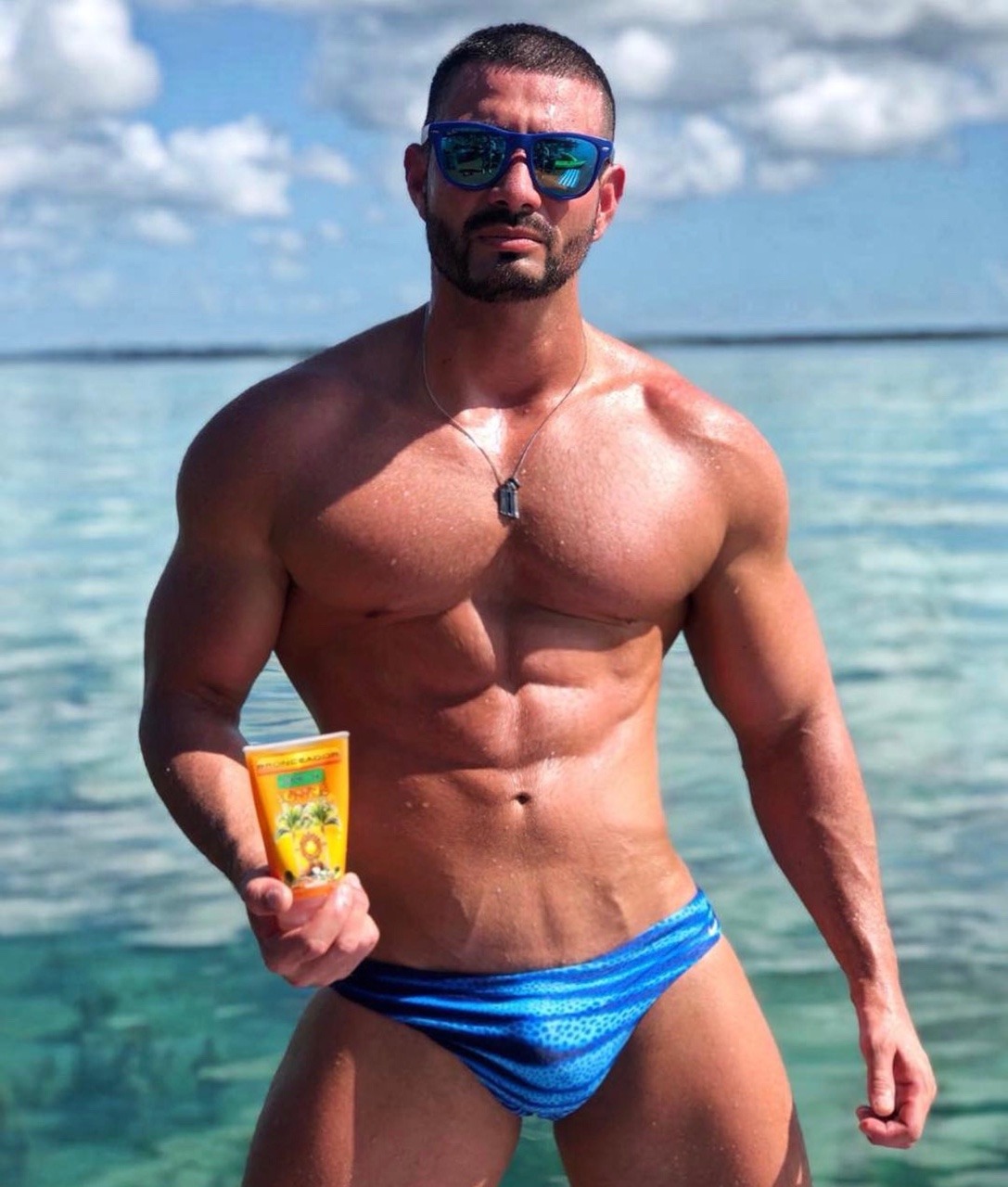 speedocelebration:  