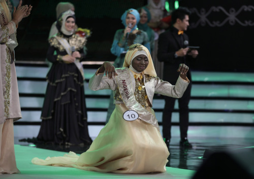 somalisupremacy:blackgirlost:myvoicemyright:World Muslimah 2013, Miss Nigeria Obabiyi Aishah Ajibola