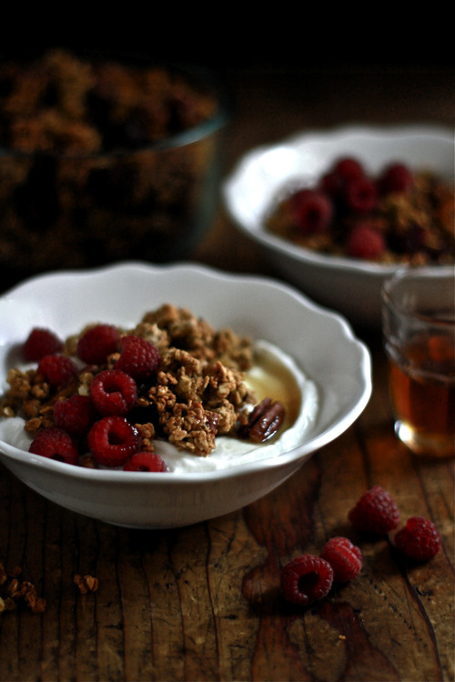 4himglory:  Pumpkin Spice Granola | The Clever Carrot  