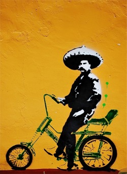 plugonetwo:  Mexican Street Art from oavacablog.cuponismo.com 