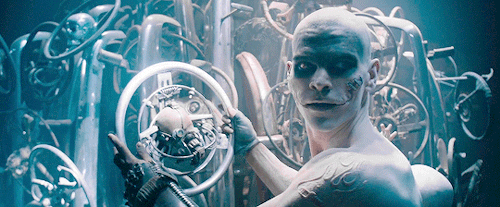 prettiestcaptain:By my deeds, I honour him. V8.