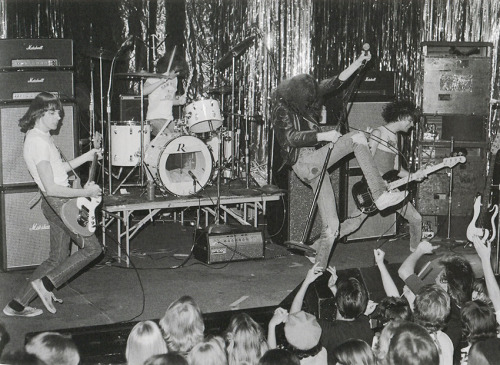 The Ramones, agressive live pic from a show at LA&rsquo;s Whisky a Go Go, 1977