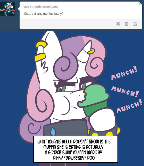 askmeaniebelle:  And… why do I suddenly have the urge to watch sports with Pirate Dash? ((In response to this))  XD!