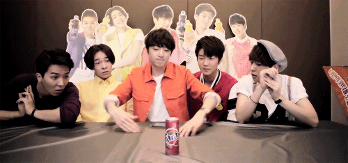 yg-boys:  kang magician (-_-;) 