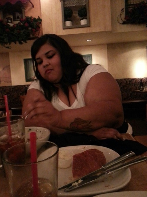 kiddnplay33:  mcflyver:  Stacia. Unf.   She could sit on my face any day