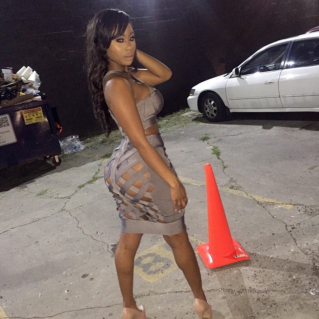 godsgifttomankind:  Tresureinstagram.com/atingofbeauty  WORK IT GIRL!