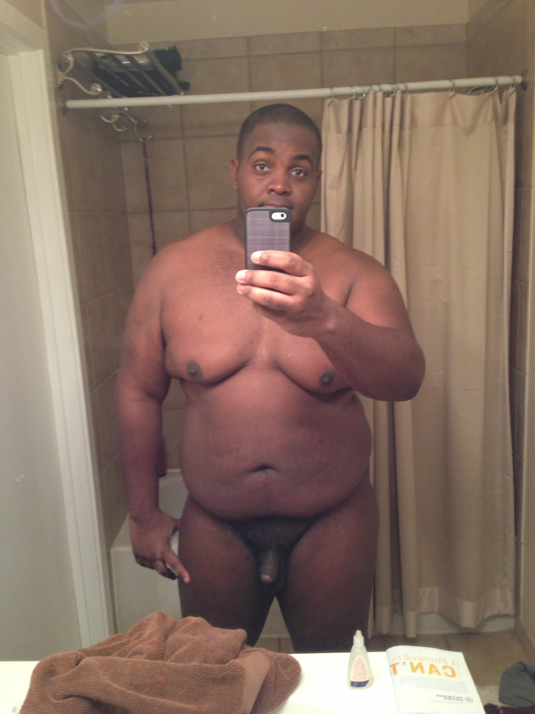 allkindsofblackdudes:  Cute chub! 2-bearsbcn:  cakemountain:  dademurphy80:  Shower