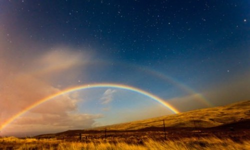 twloha:  Nighttime rainbows,  or lunar rainbows, are occasionally hard to see and even more difficult to capture on film. Long exposure photography has helped aid the untrained eye to find these hidden gems which happen when light reflects off of the
