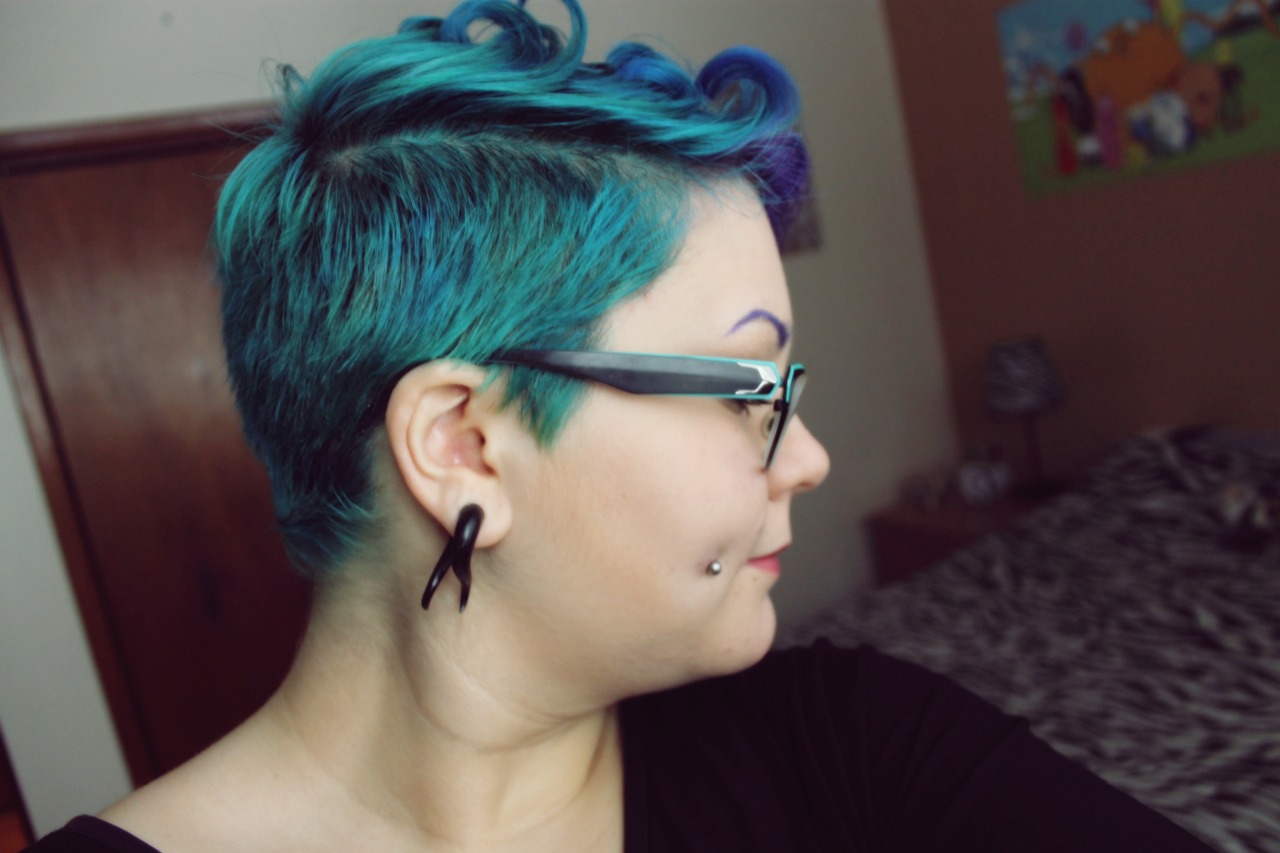 iwillquietlyresist:  Loving this colour :) 