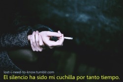 suicidal-teenagers-life:   Esta cuchilla