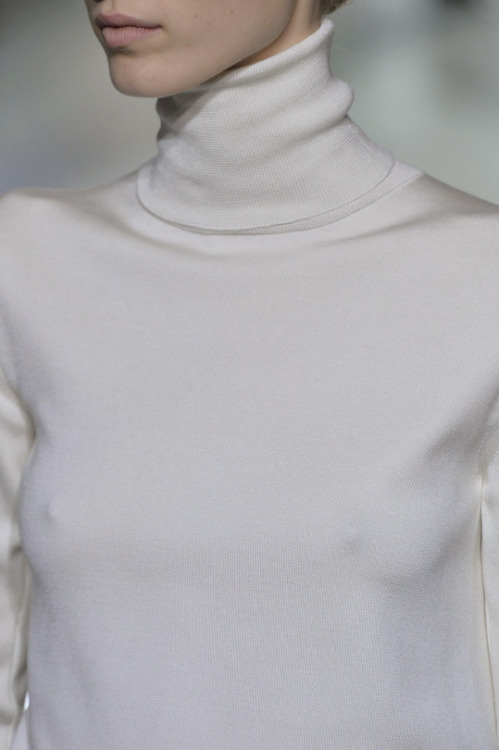 phreshouttarunway:  Details at Balenciaga F/W 2014