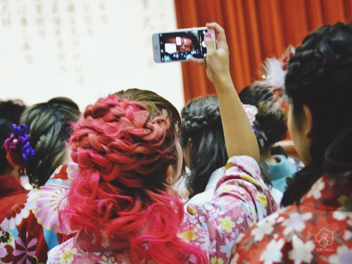 Graduation Hair Style.Graduations in Japan take place in March. BA students that are graduating usua