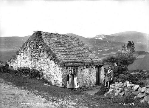 citizen69 - Photo set of old rural dwellings in Ulster at the turn...