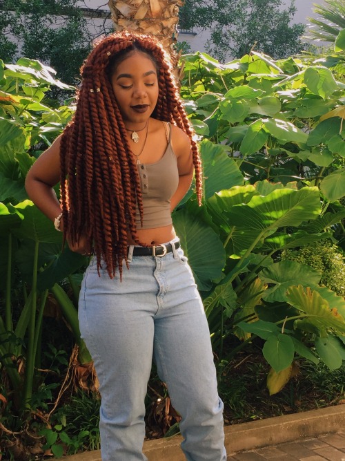 bxtchyoukilledmyvibe:  bootyneedslovin:  It’s 2:06 a.m. where I’m at… so happy melanin monday babes 💖🌿🍃 I went to a museum with pretty trees 😩😍  Black women all just turning into perfect sunshine and have a nigga squinting at the