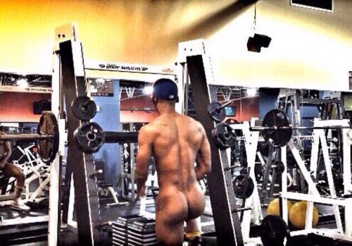 dominicanblackboy:  dcnupe:  💋  Damn!😍