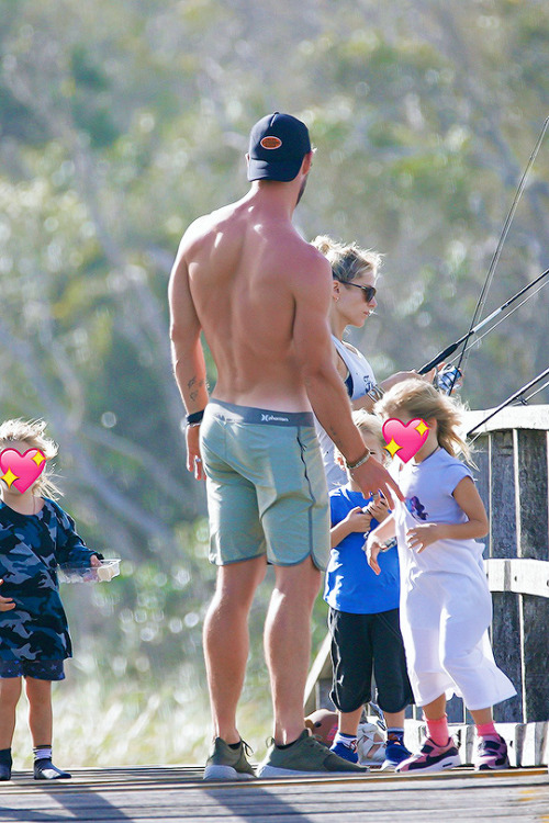 chrishemswrth:CHRIS HEMSWORTH in Byron Bay, Australia (February 9, 2019)