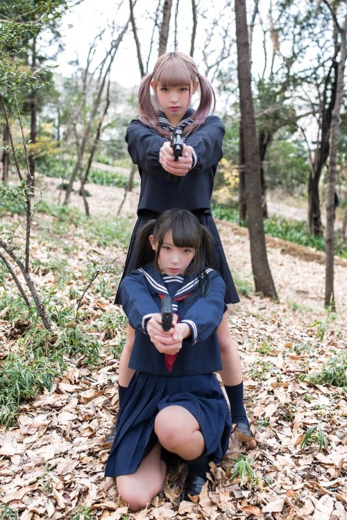 funkyfunx:  Amazon.co.jp： ツインテールと機関銃 (ツインテールシリーズ): 古谷 完, 正司 慎一郎, 日本ツインテール協会: 本