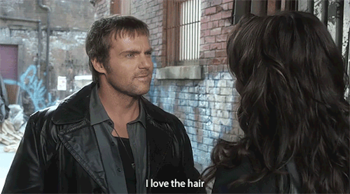 samanthahelenmagnuscarter: flameshadow117:Sanctuary S2 E09 Jimmy your Daniel is showing xD 