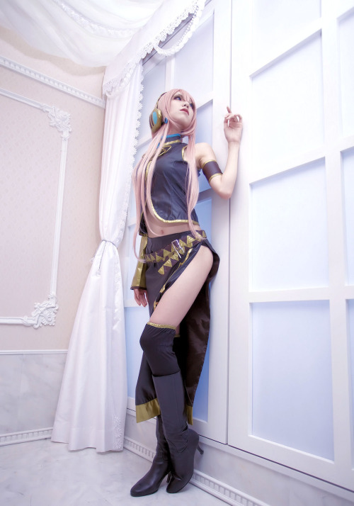 Vocaloid - Luka Megurine (Ivy) 1