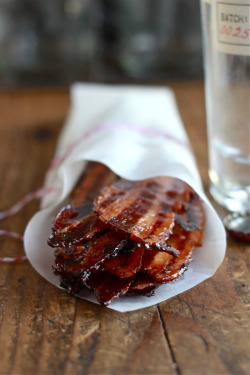 sockmonkeys-babygirl:  infinite-paradox:maple-candied bacon - The Clever Carrot   @gentleman-sockmonkey-rises 😍🖤😍🖤