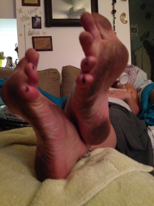 Step-mom’s dirty soles