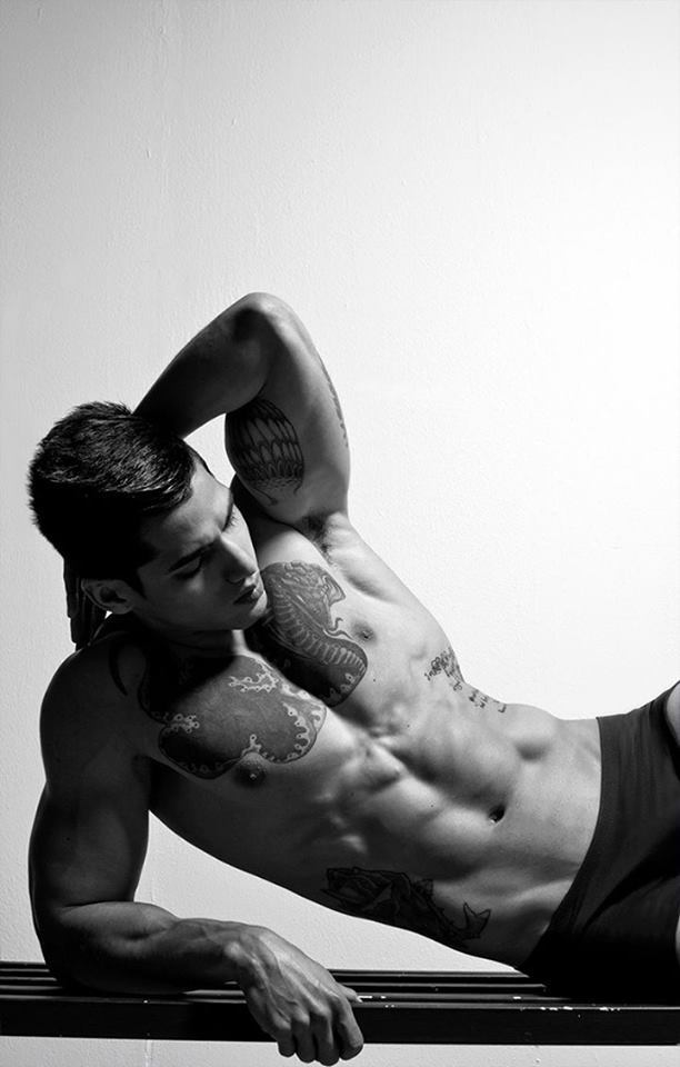 mitos:  Sebastian Rodriguez by Marco Reynosa (2014) 
