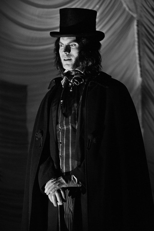 Wes Bentley as Edward Mordrake in the tv series American Horror Story – Freakshow.