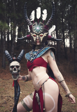 chickcosplay:  [Self] Diablo 3 Witch Doctor by xx2shy http://bit.ly/2RzxJDn